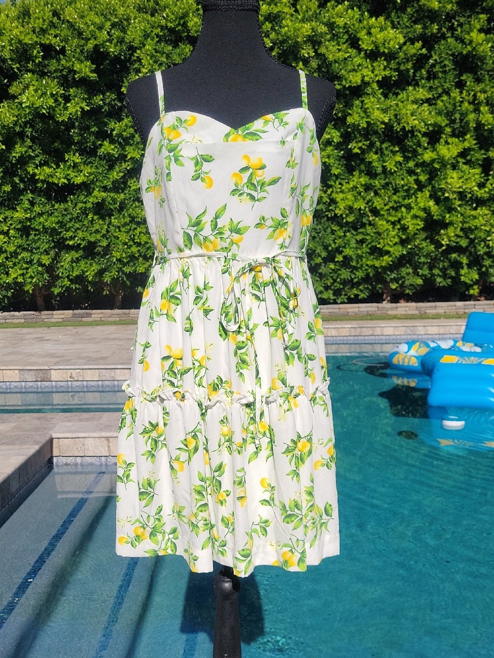 White Lemon-Print Italian Summer Vibes Tiered Mini Dress